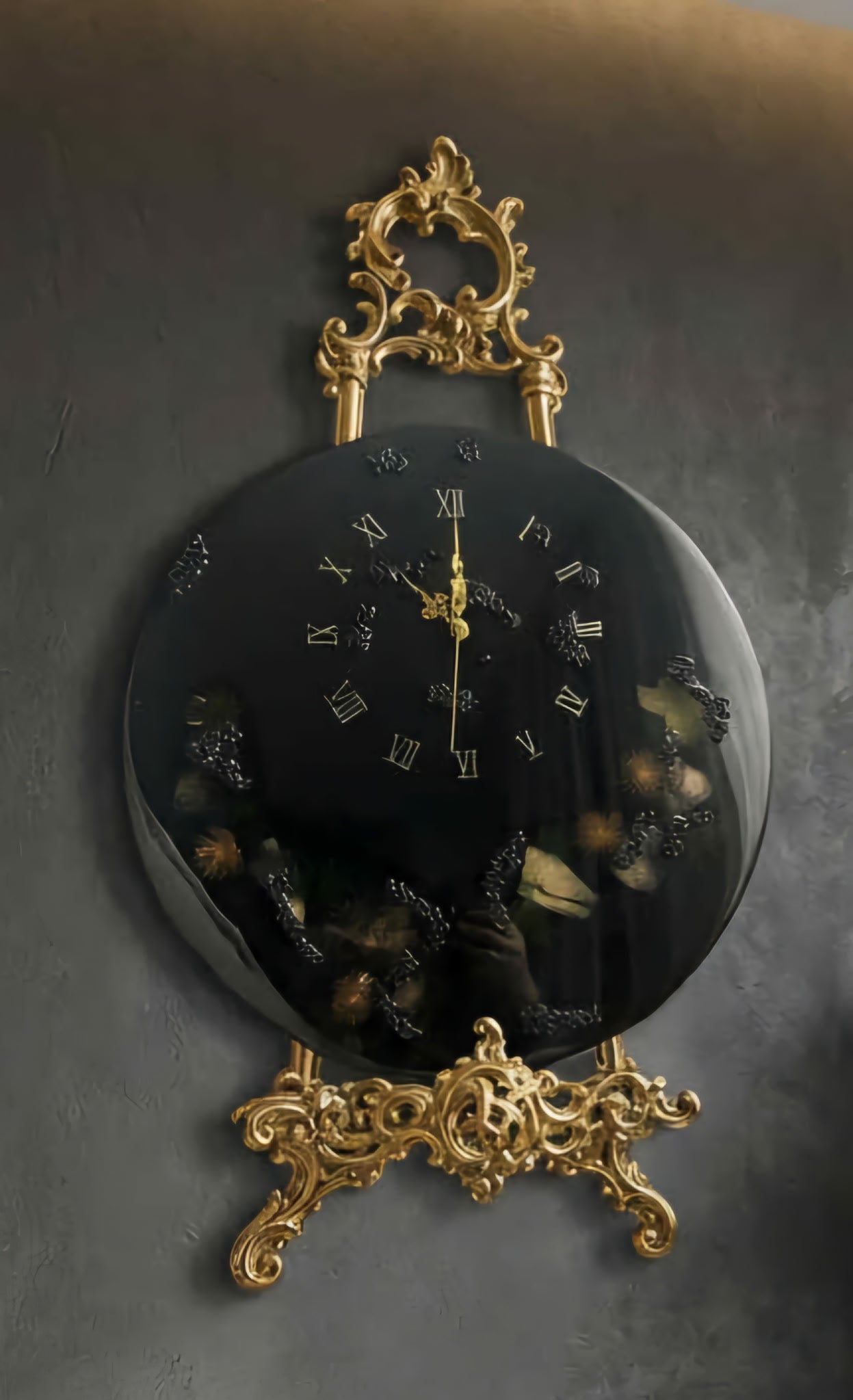 50cm Large Luxury Midnight Black Resin Table Clock with Gold Roman Numerals